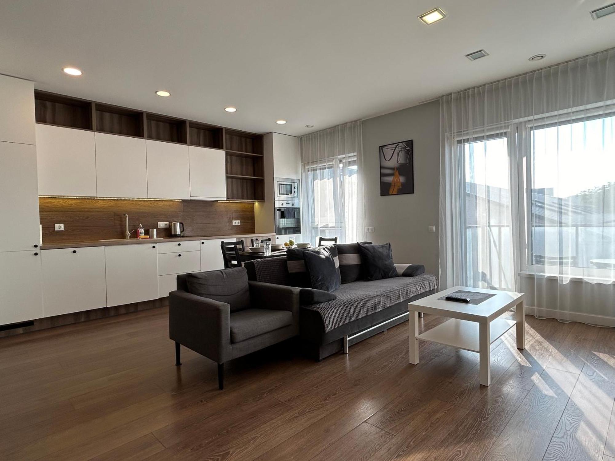 Your Home - Spacious Apartment In City Center, With Balcony & Self Check-In VNO Eksteriør bilde