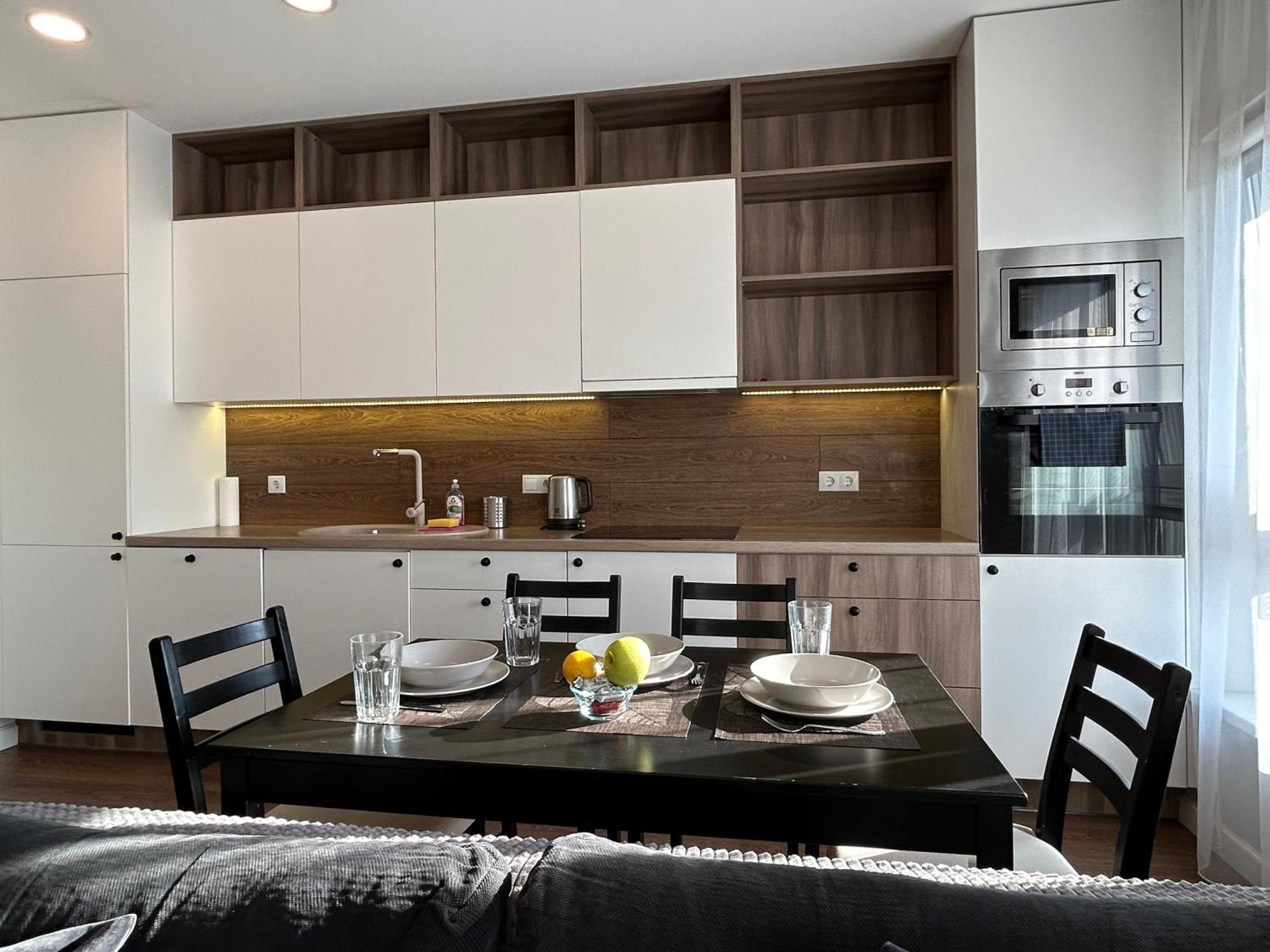 Your Home - Spacious Apartment In City Center, With Balcony & Self Check-In VNO Eksteriør bilde