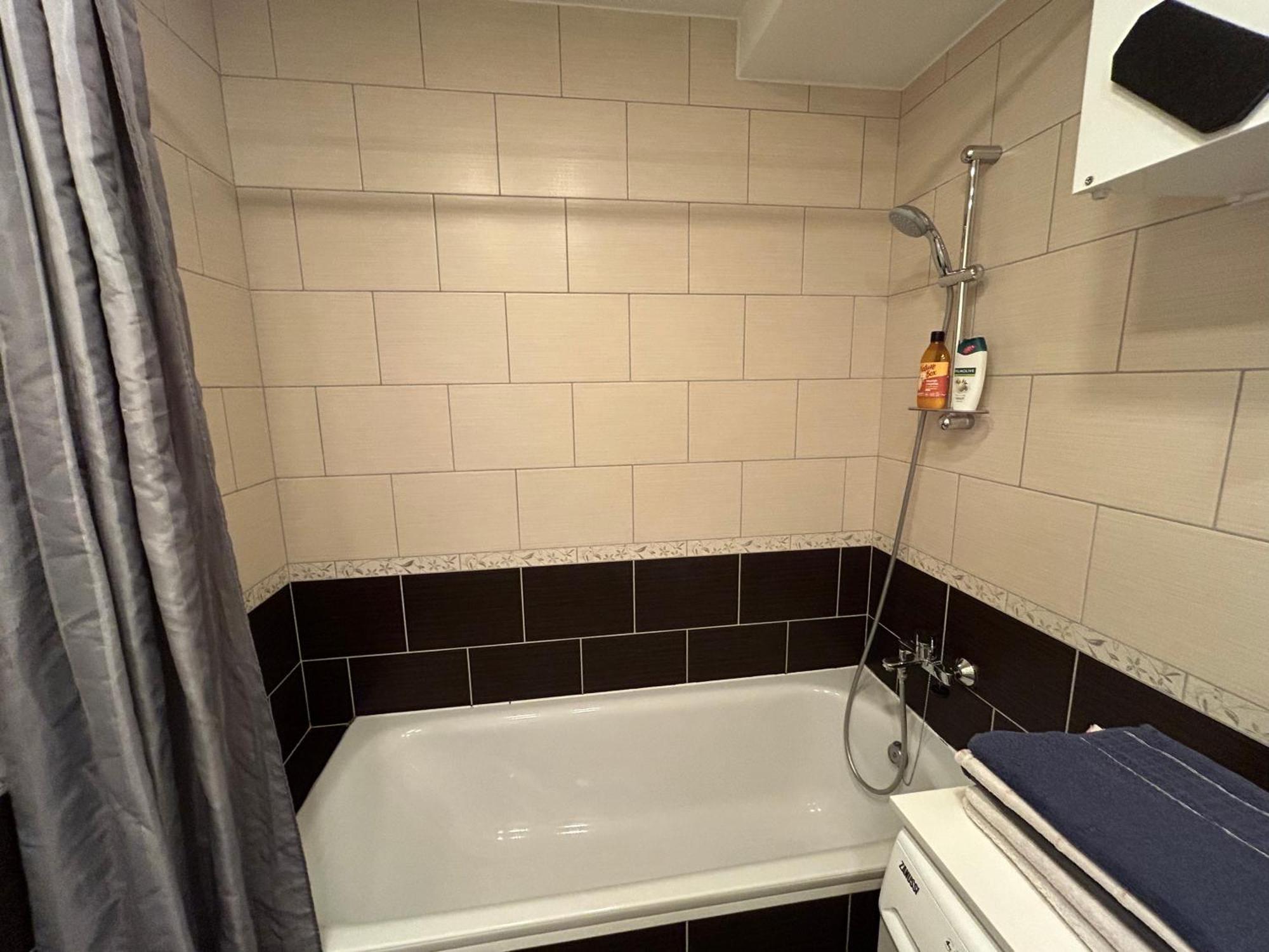 Your Home - Spacious Apartment In City Center, With Balcony & Self Check-In VNO Eksteriør bilde