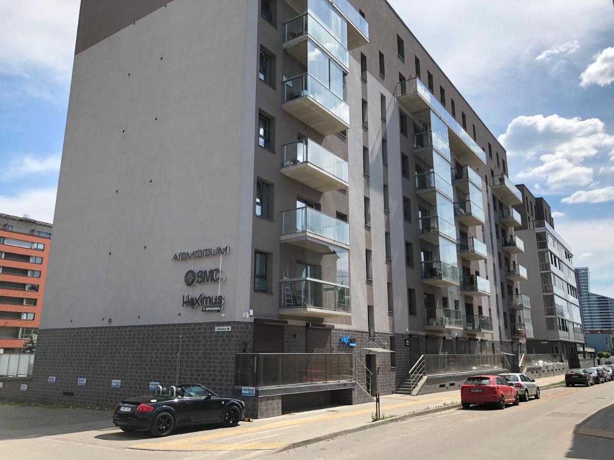 Your Home - Spacious Apartment In City Center, With Balcony & Self Check-In VNO Eksteriør bilde